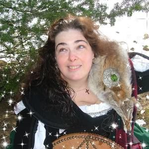 Meet your Posher, Suzanne